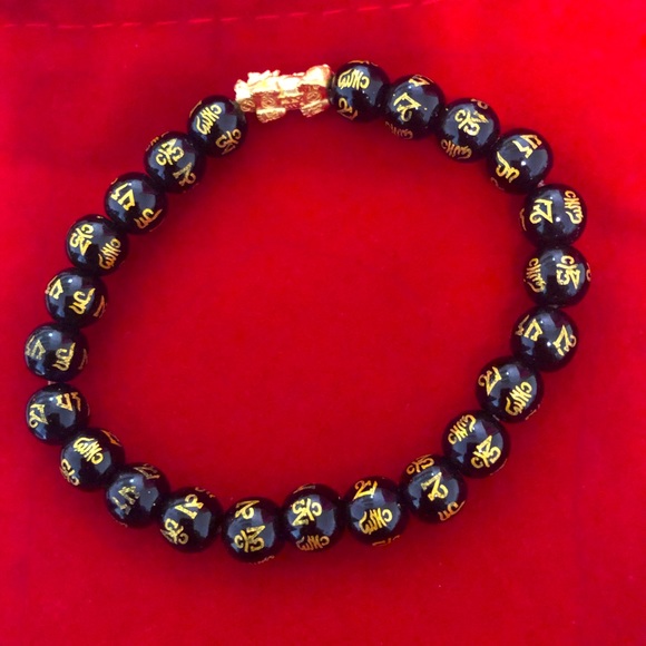 NWOT FENGSHUI PIXIU BLACK OBSIDIAN WEALTH BRACELET - Picture 1 of 4